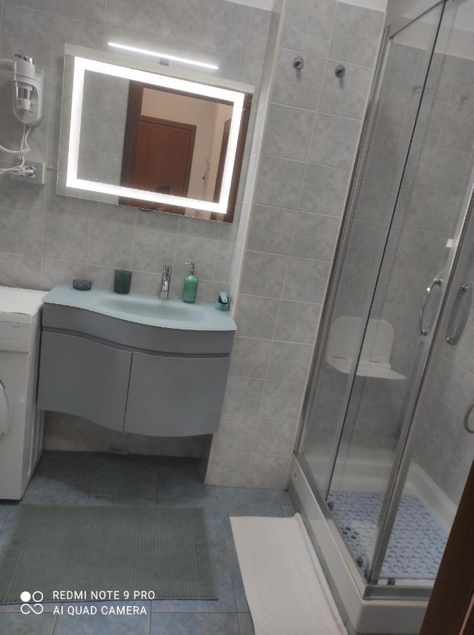 Torino Piazza Santa Rita Bilocale Inalpi Arena Ex Palaalpitour Santa Rita Appartement Buitenkant foto